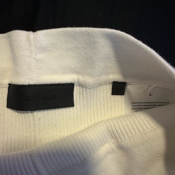 Fear of God Essentials - Picture 7 of 7